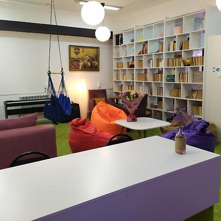 Хостел 689Capsulehotel&Coffee Almatî Exterior foto