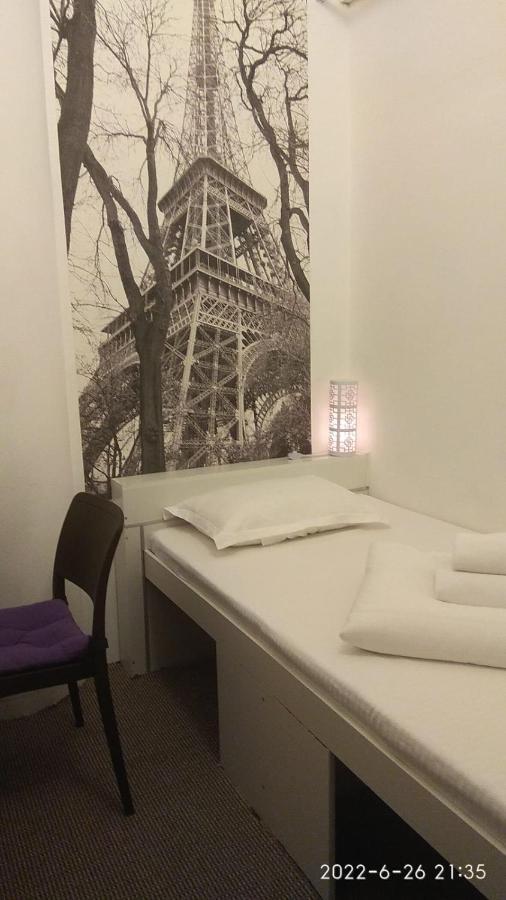 Хостел 689Capsulehotel&Coffee Almatî Exterior foto